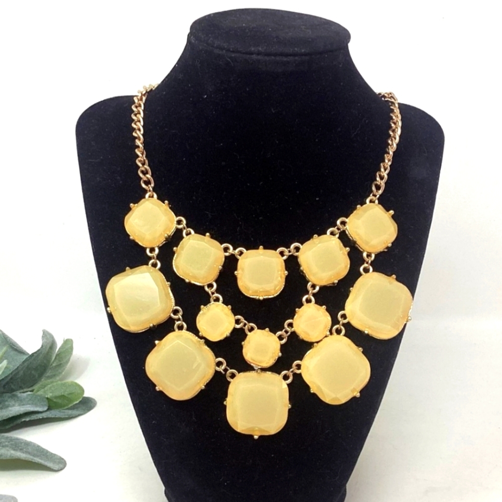 MACYS Cream Rhinestone Gold Tone Statement Necklace NWT
